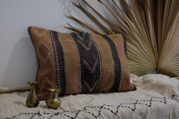 Woody Willow - kilim cover (40x60cm)