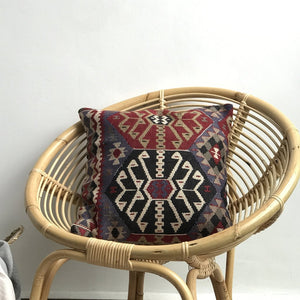 Tribal pillow case, bohemian cushion cover. Aztec, ethnic, boho style. Vintage Anatolian Turkish vintage Kilim. 