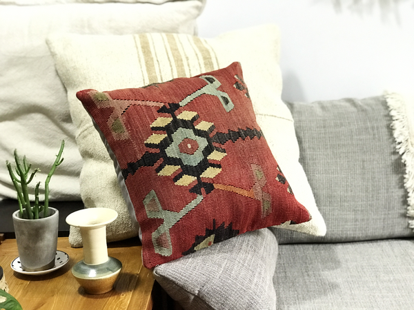 Baara - kilim cover (40x40cm)