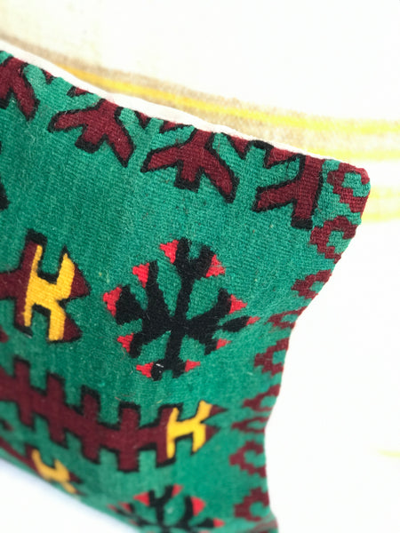 Kilim pillow case, bohemian cushion cover. Rare ethnic tribal pattern. Vintage Anatolian Turkish vintage Kilim. 