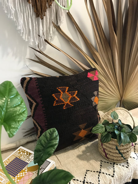 Raven - kilim cover (45x45cm)